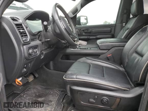 2023 Ram 1500 Limited z VIN 1C6SRFHT9PN657075, wystawiony jako Copart lot #66332935 z przebiegiem 34 121 mil mil oraz Czysty tytuł • Clean title. Historia ofert i sprzedaży dostępna na DreamBid. Obrazek 7.