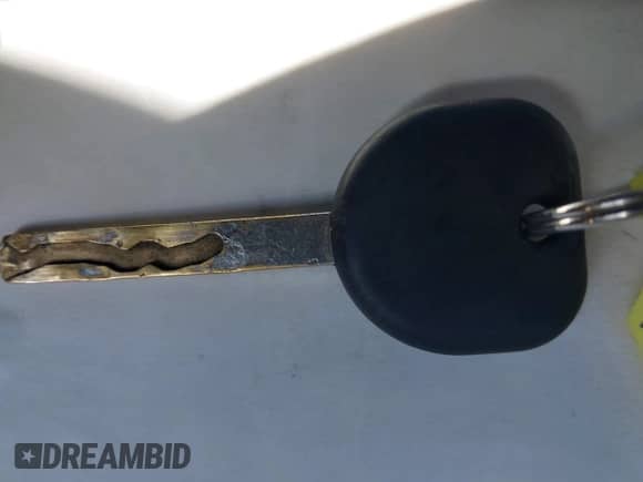 2015 Chevrolet Silverado 2500HD Work Truck z VIN 1GC1KUE81FF569806, wystawiony jako IAAI lot #42896050 z przebiegiem 160 673 mil mil oraz . Historia ofert i sprzedaży dostępna na DreamBid. Obrazek 11.