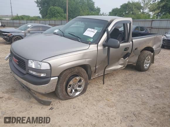 2000 GMC Sierra 1500 SL с VIN 1GTEC14W4YZ116326, выставлен на аукционе IAAI как лот 42430984 с пробегом 153 990 миль миль и . История ставок и продаж доступна на DreamBid. Изображение 2.
