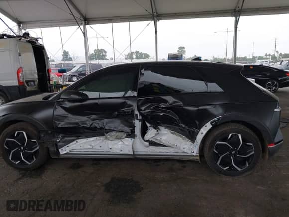 2024 Hyundai Ioniq 5 Limited с VIN KM8KR4DE4RU249334, выставлен на аукционе IAAI как лот 42379992 с пробегом 39 774 миль миль и . История ставок и продаж доступна на DreamBid. Изображение 15.