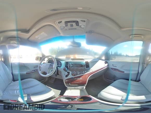2014 Toyota Sienna XLE z VIN 5TDYK3DC1ES433804, wystawiony jako Copart lot #81883525 z przebiegiem 138 750 mil mil oraz Szkoda całkowita • Salvage title. Historia ofert i sprzedaży dostępna na DreamBid. Obrazek 15.
