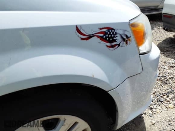 2015 Dodge Grand Caravan American Value с VIN 2C4RDGBG4FR511904, выставлен на аукционе IAAI как лот 42216398 с пробегом 161 962 миль миль и . История ставок и продаж доступна на DreamBid. Изображение 14.