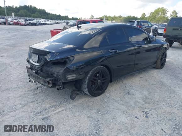 2018 Mercedes-Benz CLA 250 с VIN WDDSJ4EB1JN558313, выставлен на аукционе IAAI как лот 43287013 с пробегом 117 469 миль миль и . История ставок и продаж доступна на DreamBid. Изображение 4.