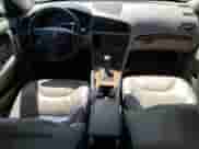 2006 Volvo S60 2.5L Turbo с VIN YV1RH592462552724, выставлен на аукционе Copart как лот 69133415 с пробегом 120 258 миль миль и Списание • Salvage title. История ставок и продаж доступна на DreamBid. Изображение 8.