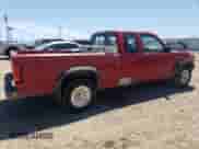 1990 Dodge Dakota z VIN 1B7FL23X0LS709073, wystawiony jako Copart lot #69897874 z przebiegiem 147 052 mil mil oraz Szkoda całkowita • Salvage title. Historia ofert i sprzedaży dostępna na DreamBid. Obrazek 3.