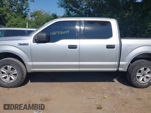 2016 Ford F-150 XLT z VIN 1FTEW1EF1GFC47820, wystawiony jako IAAI lot #42712049 z przebiegiem 167 154 mil mil oraz . Historia ofert i sprzedaży dostępna na DreamBid. Obrazek 14.
