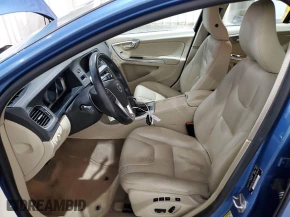2015 Volvo S60 T5 Premier Plus с VIN YV1612TC8F1304781, выставлен на аукционе Copart как лот 55296875 с пробегом 60 796 миль миль и Списание • Salvage title. История ставок и продаж доступна на DreamBid. Изображение 7.