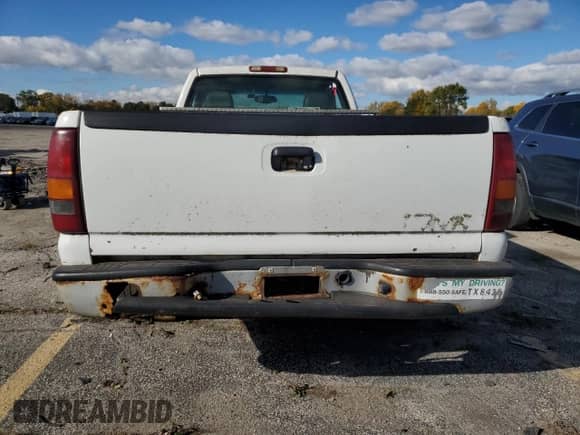 2003 GMC Sierra 1500 Work Truck with VIN 1GTEC14X93Z150604, listed as a Copart auction lot 82720595 with 157,349 mi miles and Clean title. Bid and sale history available at DreamBid. Image 6.