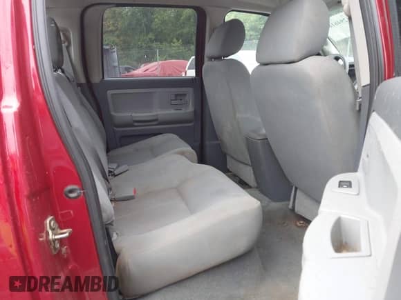 2006 Dodge Dakota SLT с VIN 1D7HW48N56S511117, выставлен на аукционе IAAI как лот 42946184 с пробегом 225 751 миль миль и . История ставок и продаж доступна на DreamBid. Изображение 8.