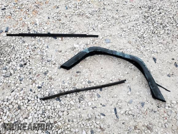 1999 Jeep Wrangler Sport with VIN 1J4FY19S7XP435204, listed as a Copart auction lot 83820835 with 263,738 mi miles and Clean title. Bid and sale history available at DreamBid. Image 12.