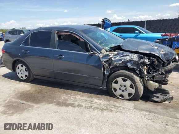 2005 Honda Accord LX с VIN 1HGCM55425A013247, выставлен на аукционе Copart как лот 64268485 с пробегом 336 008 миль миль и На запчасти • Non repairable. История ставок и продаж доступна на DreamBid. Изображение 4.