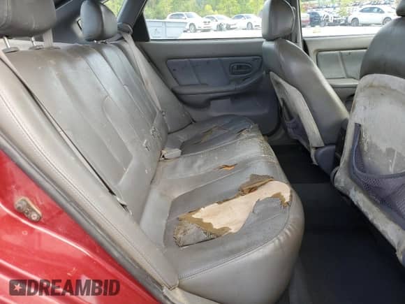 2004 Hyundai Elantra GT z VIN KMHDN56D94U110176, wystawiony jako Copart lot #64356595 z przebiegiem 343 675 mil mil oraz Nie do naprawy • Non repairable. Historia ofert i sprzedaży dostępna na DreamBid. Obrazek 10.