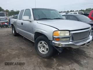 2003 GMC Sierra 1500 SLE with VIN 2GTEC19T031409690, listed as a IAAI auction lot 41525653 with 355,600 mi miles and . Bid and sale history available at DreamBid. Image 1.