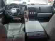 2012 Toyota Tundra Limited z VIN 5TFSY5F10CX132864, wystawiony jako Copart lot #70156505 z przebiegiem 186 395 mil mil oraz Szkoda całkowita • Salvage title. Historia ofert i sprzedaży dostępna na DreamBid. Obrazek 8.