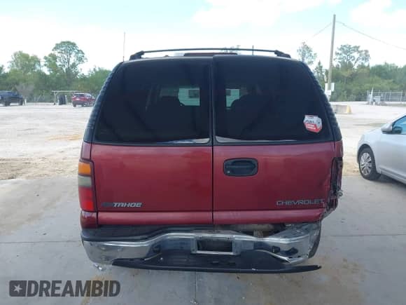 2001 Chevrolet Tahoe LS with VIN 1GNEC13T51J264911, listed as a IAAI auction lot 42263124 with 365,825 mi miles and . Bid and sale history available at DreamBid. Image 17.