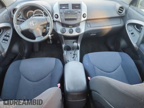 2006 Toyota RAV4 Sport with VIN JTMBD32V266010591, listed as a Copart auction lot 86187415 with 121,111 mi miles and Clean title. Bid and sale history available at DreamBid. Image 8.