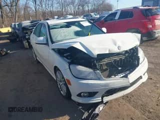 2009 Mercedes-Benz C 300 Sport с VIN WDDGF81X79R084338, выставлен на аукционе IAAI как лот 41531484 с пробегом 96 367 миль миль и . История ставок и продаж доступна на DreamBid. Изображение 1.