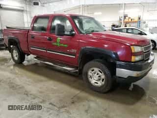 2007 Chevrolet Silverado 2500HD LT1 z VIN 1GCHK23D87F172548, wystawiony jako Copart lot #70998265 z przebiegiem Nie podano mil oraz Szkoda całkowita • Salvage title. Historia ofert i sprzedaży dostępna na DreamBid. Obrazek 4.