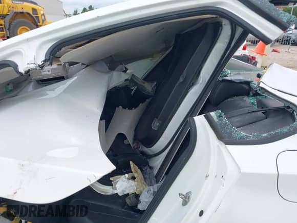 2018 Honda Accord Touring with VIN 1HGCV2F90JA028202, listed as a IAAI auction lot 42588127 with Not provided miles and . Bid and sale history available at DreamBid. Image 8.