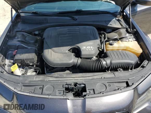 2019 Chrysler 300 S с VIN 2C3CCABG4KH562684, выставлен на аукционе Copart как лот 67721745 с пробегом 142 443 миль миль и Списание • Salvage title. История ставок и продаж доступна на DreamBid. Изображение 11.