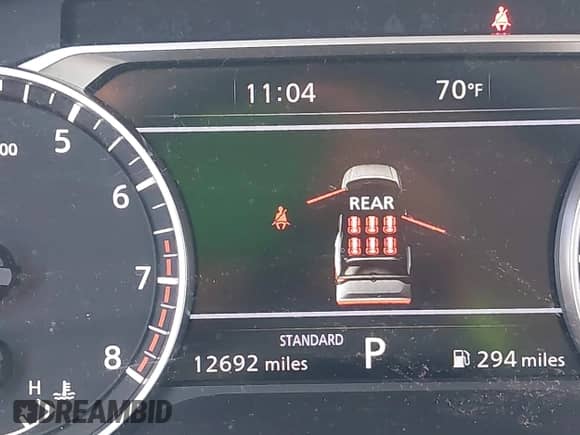 2024 Nissan Pathfinder SL z VIN 5N1DR3CA2RC208076, wystawiony jako IAAI lot #42526137 z przebiegiem 12 692 mil mil oraz . Historia ofert i sprzedaży dostępna na DreamBid. Obrazek 16.