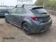 2024 Toyota Corolla XSE z VIN JTNC4MBE0R3232297, wystawiony jako IAAI lot #42063444 z przebiegiem 20 522 mil mil oraz . Historia ofert i sprzedaży dostępna na DreamBid. Obrazek 3.