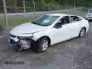 2018 Chevrolet Malibu LS z VIN 1G1ZB5ST7JF277595, wystawiony jako IAAI lot #43289380 z przebiegiem 62 729 mil mil oraz . Historia ofert i sprzedaży dostępna na DreamBid. Obrazek 2.