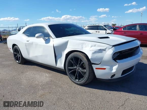 2018 Dodge Challenger SXT with VIN 2C3CDZAG1JH178583, listed as a IAAI auction lot 43353022 with 51,096 mi miles and . Bid and sale history available at DreamBid. Image 1.