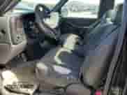 2005 Chevrolet Silverado 1500 Work Truck z VIN 1GCEC14V85Z138574, wystawiony jako Copart lot #59413614 z przebiegiem Nie podano mil oraz Szkoda całkowita • Salvage title. Historia ofert i sprzedaży dostępna na DreamBid. Obrazek 7.