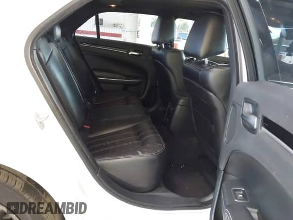 2018 Chrysler 300 S с VIN 2C3CCABG7JH244878, выставлен на аукционе IAAI как лот 43445702 с пробегом 81 269 миль миль и . История ставок и продаж доступна на DreamBid. Изображение 8.