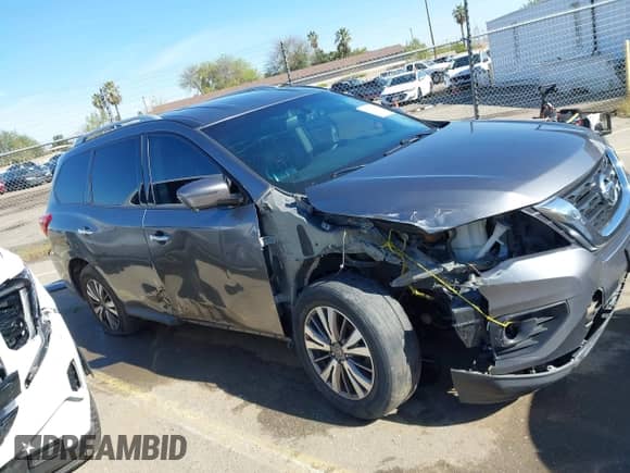 2020 Nissan Pathfinder SL z VIN 5N1DR2CN6LC582310, wystawiony jako IAAI lot #41826284 z przebiegiem 93 146 mil mil oraz . Historia ofert i sprzedaży dostępna na DreamBid. Obrazek 14.