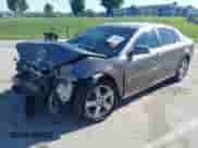 2012 Chevrolet Malibu 3LT z VIN 1G1ZF5E78CF119482, wystawiony jako IAAI lot #42305828 z przebiegiem 133 993 mil mil oraz . Historia ofert i sprzedaży dostępna na DreamBid. Obrazek 2.