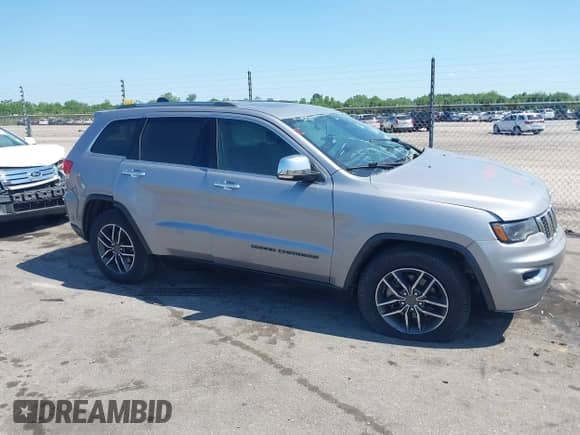 2019 Jeep Grand Cherokee Limited with VIN 1C4RJEBGXKC715591, listed as a IAAI auction lot 42056941 with 97,393 mi miles and . Bid and sale history available at DreamBid. Image 13.
