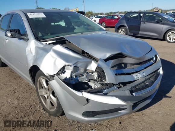 2011 Chevrolet Malibu 1LS с VIN 1G1ZB5E12BF242426, выставлен на аукционе IAAI как лот 43415025 с пробегом 88 119 миль миль и . История ставок и продаж доступна на DreamBid. Изображение 6.