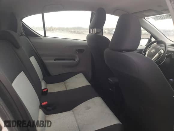 2012 Toyota Prius One z VIN JTDKDTB3XC1519349, wystawiony jako Copart lot #89933375 z przebiegiem 205 439 mil mil oraz Czysty tytuł • Clean title. Historia ofert i sprzedaży dostępna na DreamBid. Obrazek 10.