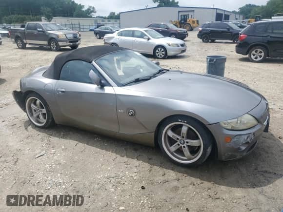 2005 BMW Z4 3.0i с VIN 4USBT535X5LU10454, выставлен на аукционе Copart как лот 60613945 с пробегом 147 093 миль миль и Чистый • Clean title. История ставок и продаж доступна на DreamBid. Изображение 4.