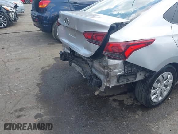 2021 Hyundai Accent SE с VIN 3KPC24A64ME142401, выставлен на аукционе IAAI как лот 42792789 с пробегом 49 183 миль миль и . История ставок и продаж доступна на DreamBid. Изображение 18.