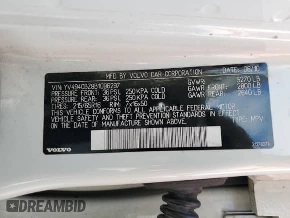2011 Volvo XC70 3.2L with VIN YV4940BZ8B1096297, listed as a Copart auction lot 81483595 with Not provided miles and Salvage title. Bid and sale history available at DreamBid. Image 12.