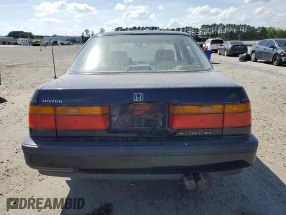 1991 Honda Accord with VIN JHMCB7665MC014684, listed as a Copart auction lot 55286415 with 466,049 mi miles and Salvage title. Bid and sale history available at DreamBid. Image 6.