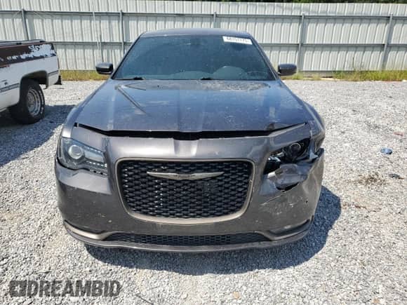 2016 Chrysler 300 S Alloy Edition with VIN 2C3CCABGXGH324930, listed as a Copart auction lot 68157775 with 125,968 mi miles and Salvage title. Bid and sale history available at DreamBid. Image 5.