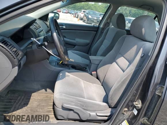 2005 Honda Accord LX с VIN 1HGCM55475A111433, выставлен на аукционе Copart как лот 67368635 с пробегом 198 408 миль миль и Списание • Salvage title. История ставок и продаж доступна на DreamBid. Изображение 7.