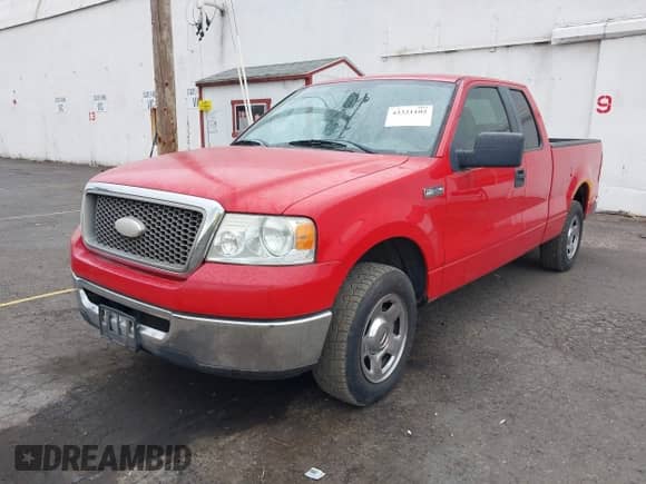 2007 Ford F-150 STX with VIN 1FTRX12W37FB50475, listed as a IAAI auction lot 43321102 with 228,803 mi miles and . Bid and sale history available at DreamBid. Image 2.