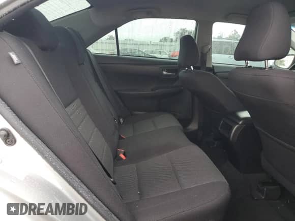 2016 Toyota Camry LE z VIN 4T1BD1FK9GU180430, wystawiony jako Copart lot #85649785 z przebiegiem 60 600 mil mil oraz Szkoda całkowita • Salvage title. Historia ofert i sprzedaży dostępna na DreamBid. Obrazek 10.