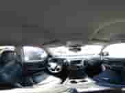 2017 Chevrolet Silverado 1500 LTZ z VIN 3GCUKSEC2HG276942, wystawiony jako IAAI lot #41360042 z przebiegiem 89 751 mil mil oraz . Historia ofert i sprzedaży dostępna na DreamBid. Obrazek 18.