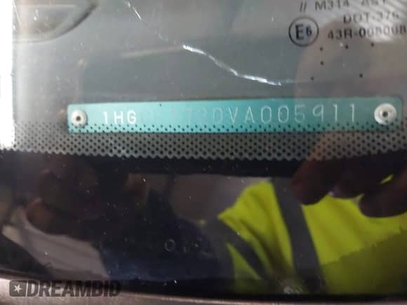 1997 Honda Accord with VIN 1HGCE1720VA005911, listed as a IAAI auction lot 41730124 with 239,883 mi miles and . Bid and sale history available at DreamBid. Image 9.