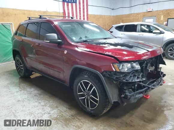 2017 Jeep Grand Cherokee Trailhawk z VIN 1C4RJFLG1HC742210, wystawiony jako Copart lot #68362925 z przebiegiem 130 849 mil mil oraz Czysty tytuł • Clean title. Historia ofert i sprzedaży dostępna na DreamBid. Obrazek 4.