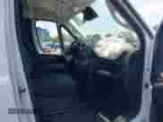 2023 Ram ProMaster Cargo с VIN 3C6LRVDG9PE579103, выставлен на аукционе IAAI как лот 42714979 с пробегом 6 773 миль миль и . История ставок и продаж доступна на DreamBid. Изображение 5.