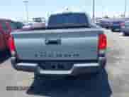 2020 Toyota Tacoma SR5 z VIN 3TMBZ5DN7LM025500, wystawiony jako IAAI lot #42651731 z przebiegiem 54 879 mil mil oraz . Historia ofert i sprzedaży dostępna na DreamBid. Obrazek 17.