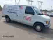 2000 Ford Econoline Cargo z VIN 1FTRE14W1YHB19251, wystawiony jako IAAI lot #42114841 z przebiegiem 164 139 mil mil oraz . Historia ofert i sprzedaży dostępna na DreamBid. Obrazek 1.