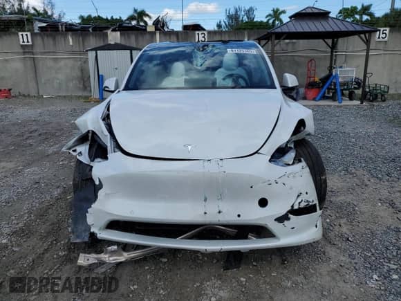 2021 Tesla Model Y Long Range with VIN 5YJYGDEE8MF092993, listed as a Copart auction lot 81125165 with 47,072 mi miles and Non repairable. Bid and sale history available at DreamBid. Image 5.